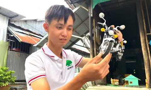 Nghị lực phi thường của chàng trai khiếm khuyết đam mê mô hình xe